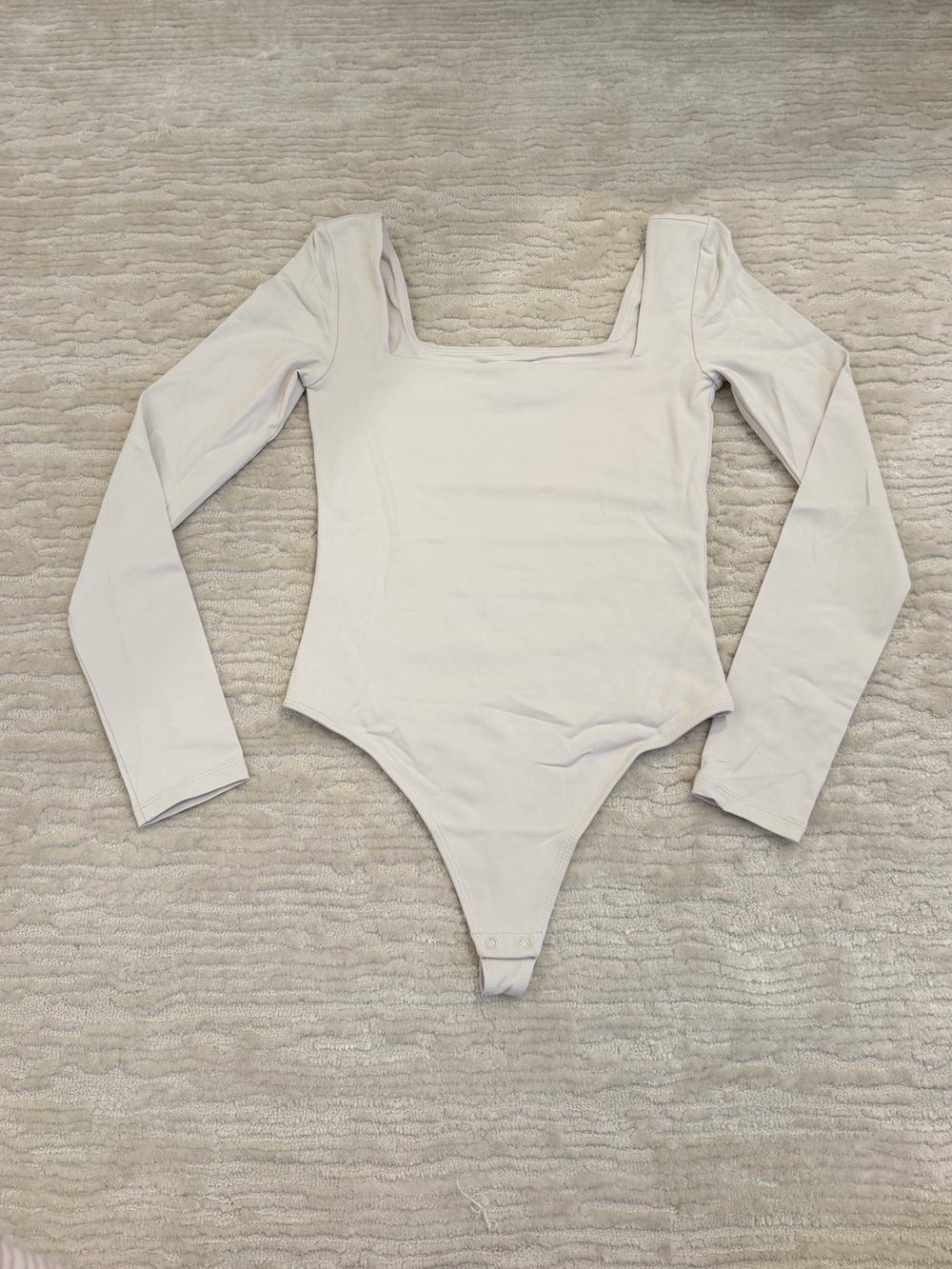 Aritzia contour square neck long sleeve bodysuit